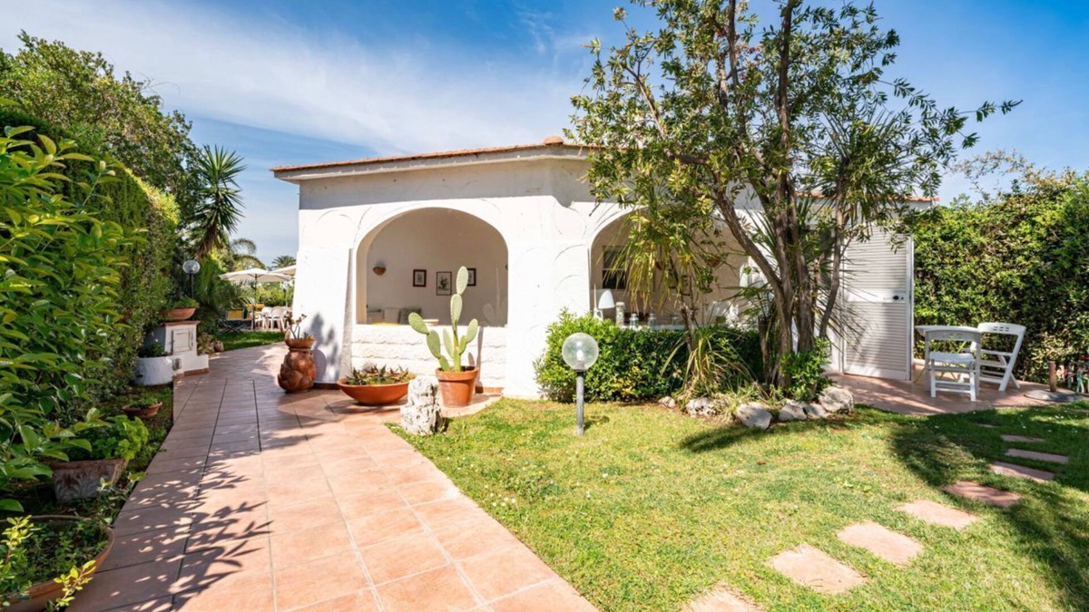 Rosa Marina Villa | Villa Tiffany T58 by Rentbeat