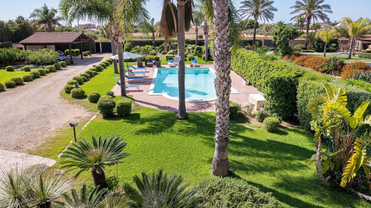 Marsala Villa | Villa Tiffany - Marsala