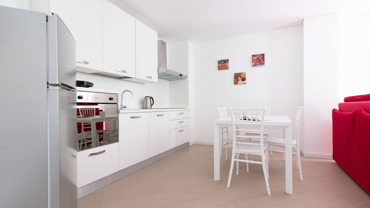 Tola Apartment | Villa Tola - Rosso - One Bedroom Apartment, Sleeps 4