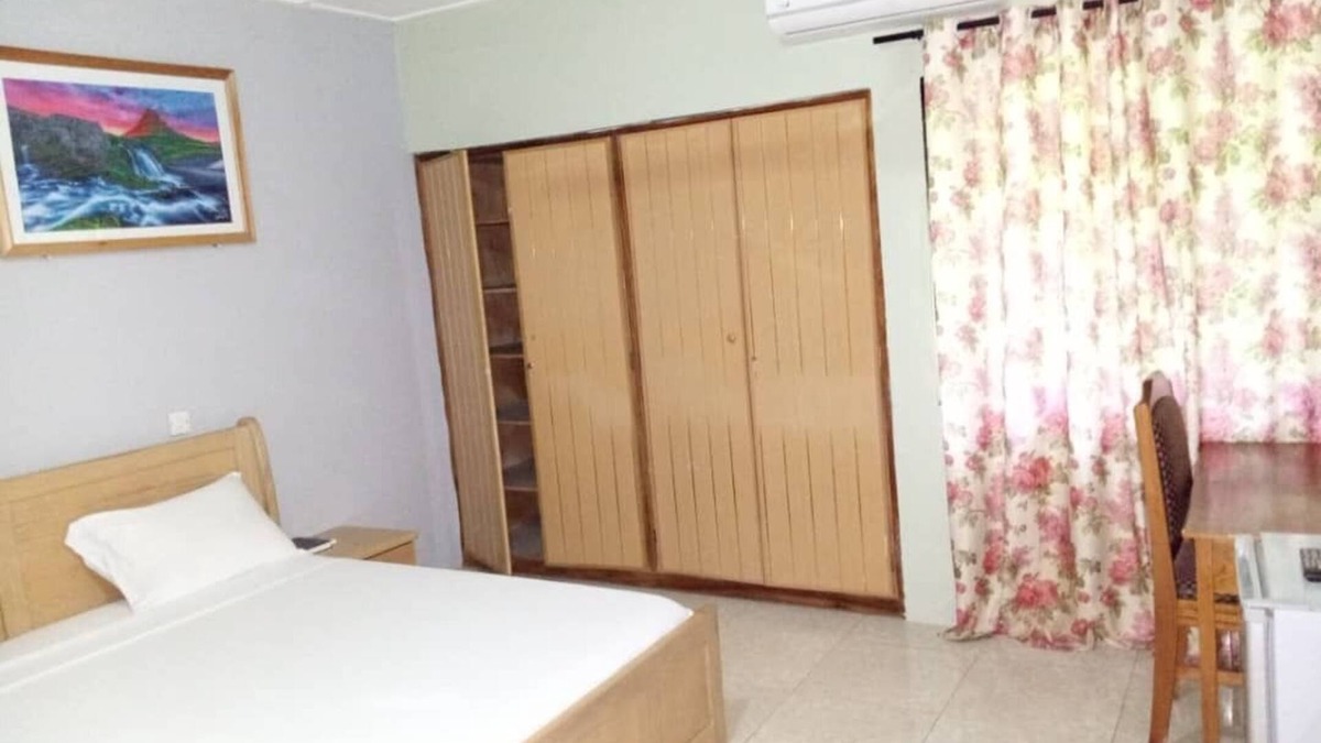 Akosombo Bed & Breakfast | Villa- Top