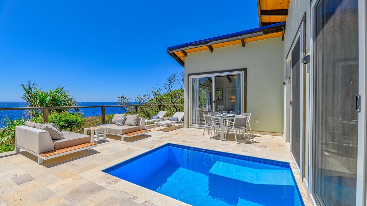Lighthouse Estates Villa | Villa Topaz Guest Villa Above West Bay With 180 Degree Views @ Villa Topaz