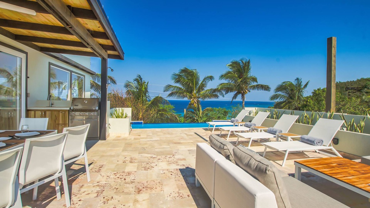 Lighthouse Estates Villa | Villa Topaz