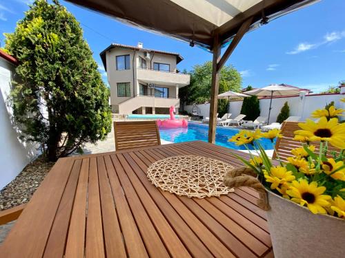 Topola House | Villa Topola Bay View