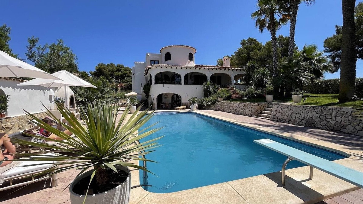 Ambolo Villa | Villa Torre - Ideal for 2 families