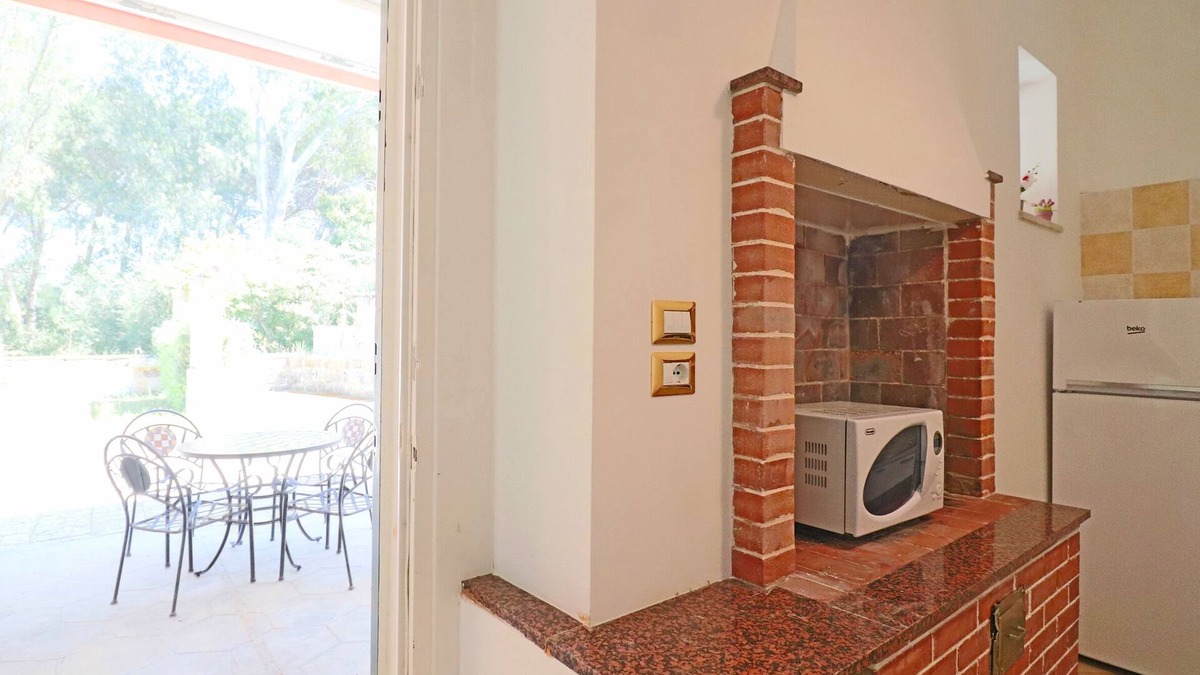 Otranto Villa | Villa "Travellito Vacanze Alimini" with Lake View & Pool