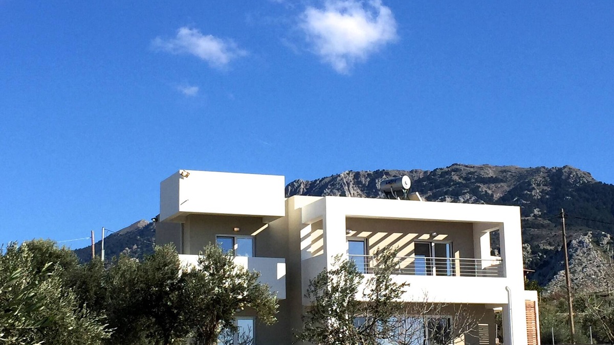 Amaniou Villa | VILLA TRIANTAFILIA: New Luxury Villa for 8 in central Kos near beach
