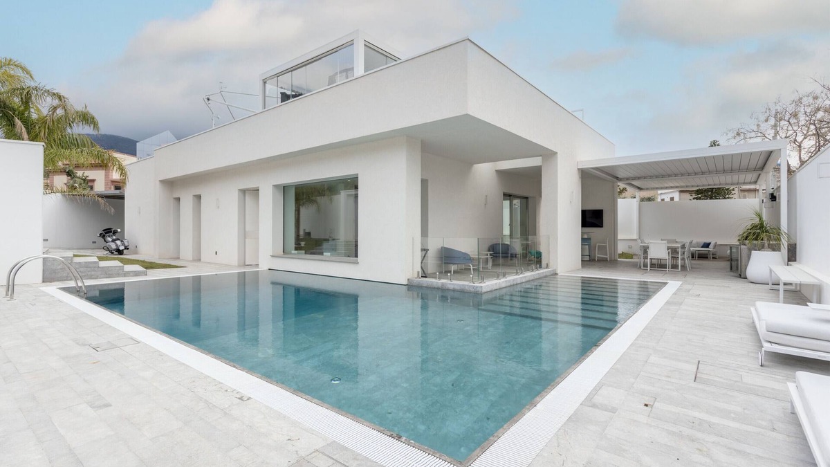 Sferracavallo Villa | Villa 'Tritone' with Sea View, Wi-Fi and Air Conditioning