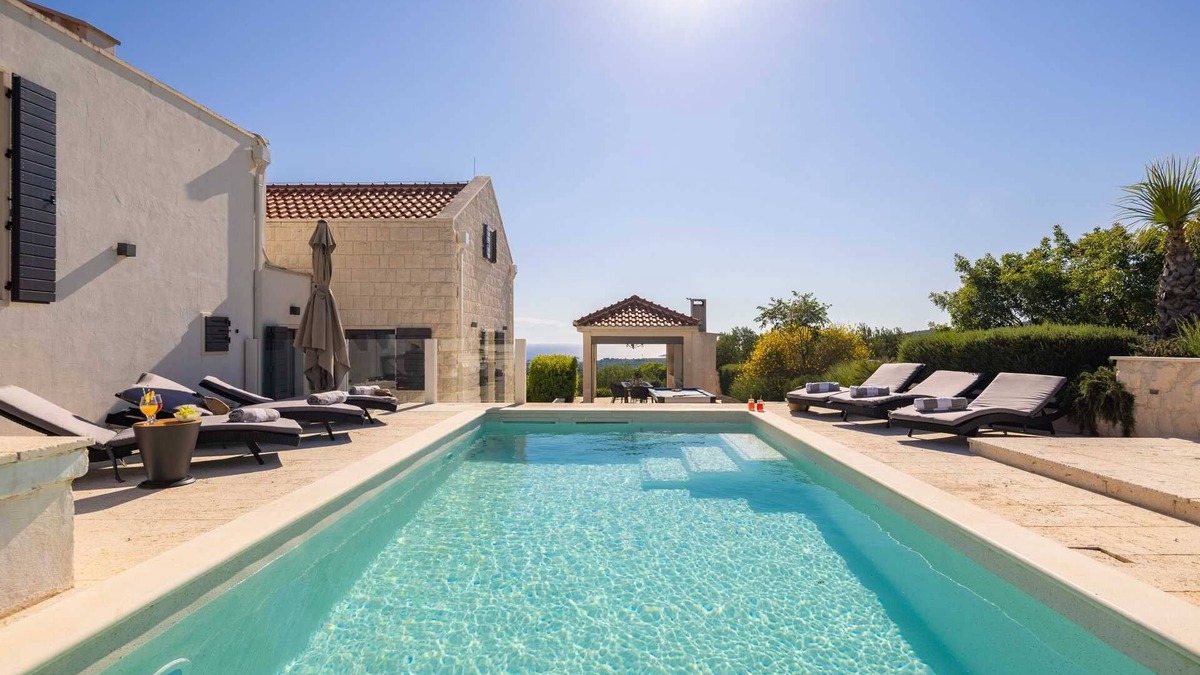 Podglavica Villa | Villa True Oasis with Heated Pool