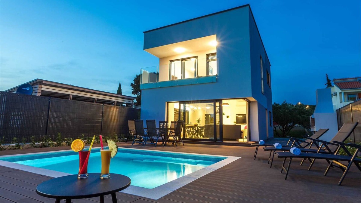 Drage Villa | Villa Tuta with heated pool