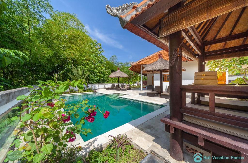 Anturan Villa | Villa Udara Lovina, Kalibukbuk