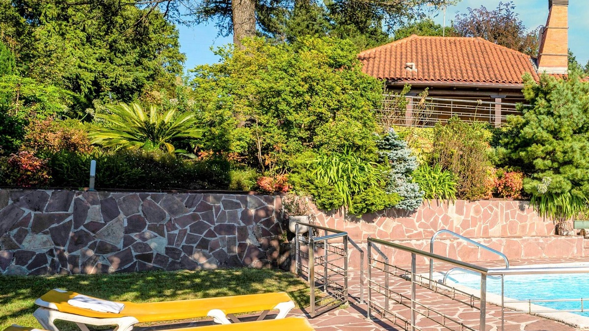 Hernani Villa | Villa Urbasa