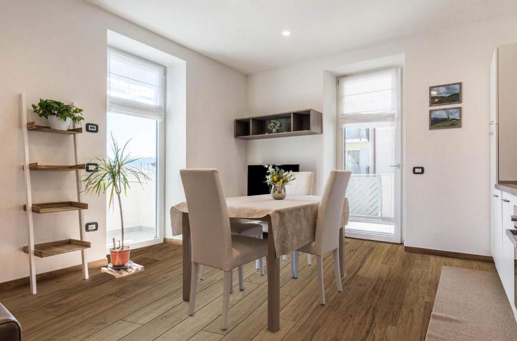Ville d'Anaunia Apartment | Villa Vacanze Pink Lady