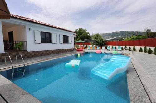Otllak Villa | Villa Valentino Swimming Pool