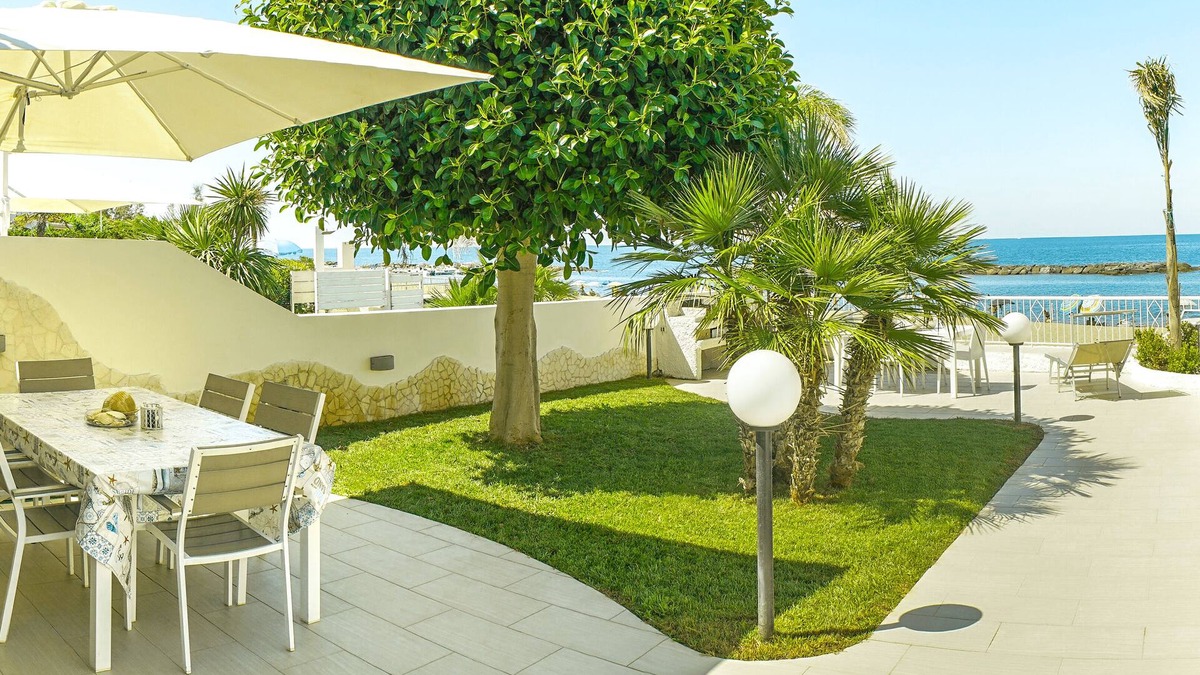 Belvedere Marittimo Villa | Villa Ventre - Luxury Beachfront Villa in Diamante