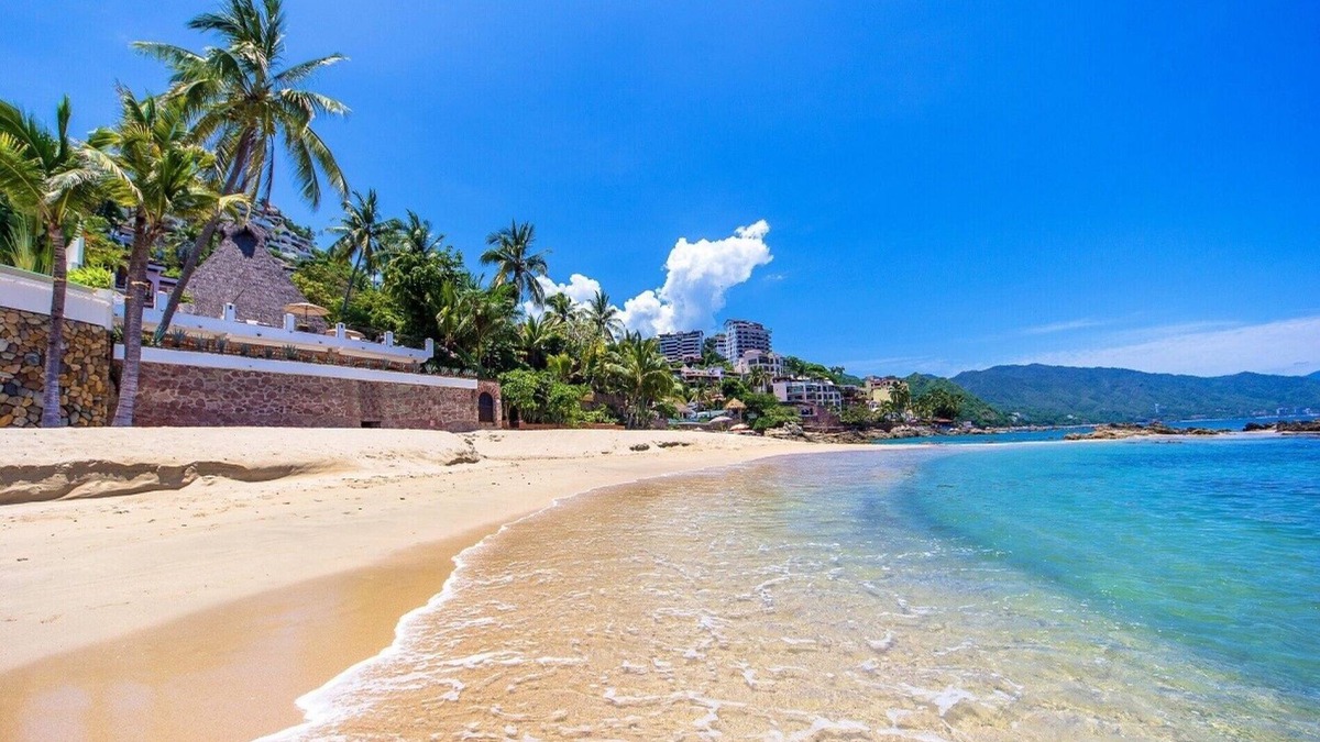 Fluvial Vallarta Villa | Villa Verde On The Beach of Conchas Chinas in Mexico