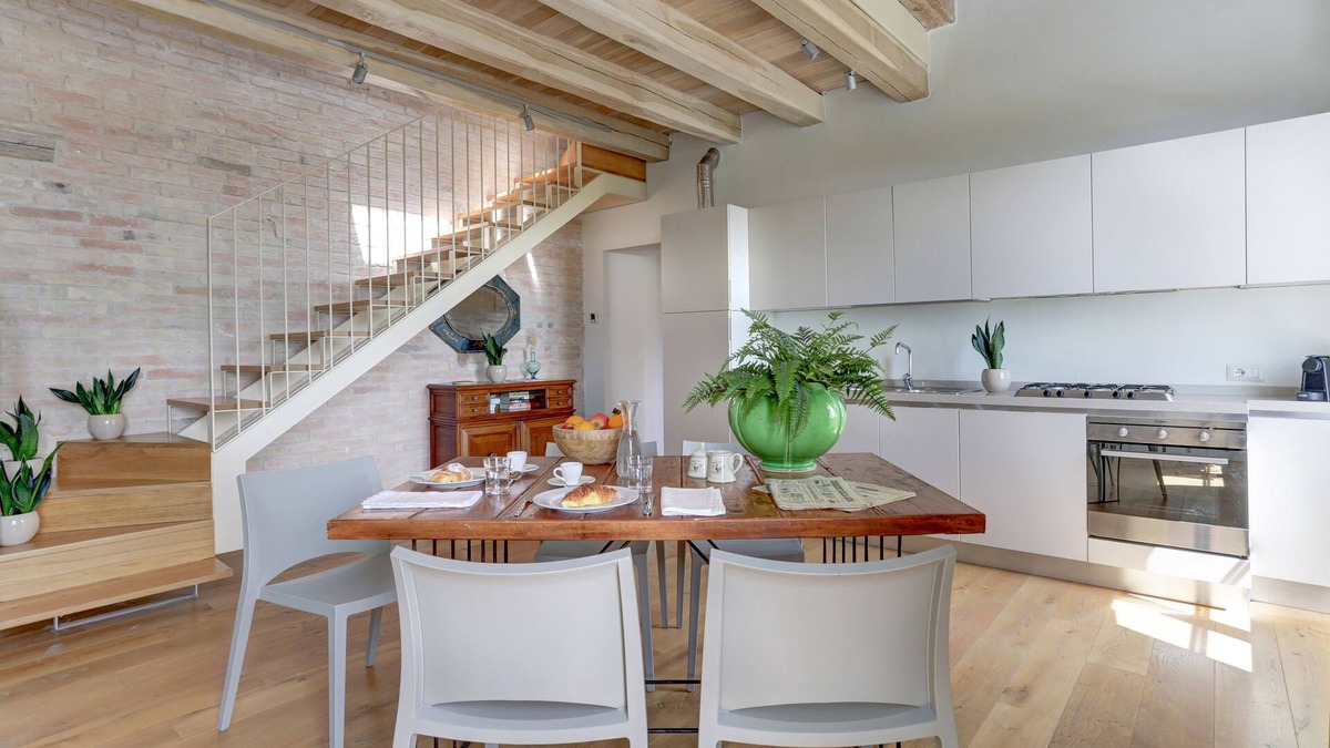 Sirolo Villa | VILLA VETTA MARINA - Two Bedroom Monte Colombo