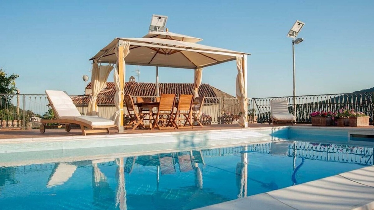 Vibonati Villa | Villa Vibrante - 14 Guests - Independent Villa with pool