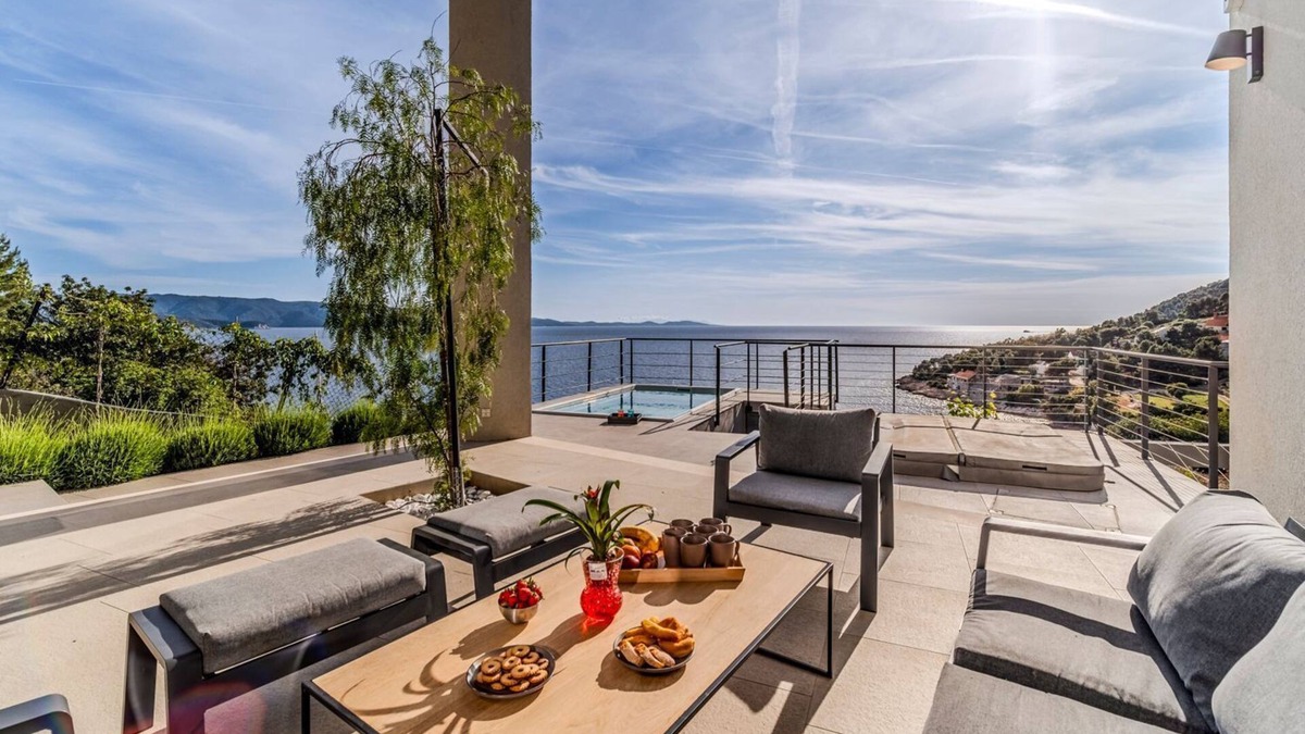 Nerezise Villa | Villa Vid - Five Bedroom Villa, Sleeps 10