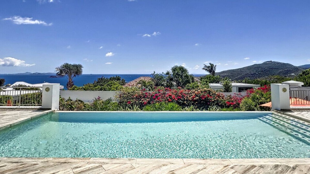 Upper Prince's Quarter Villa | Villa Villado luxury well-being and beautiful sea view