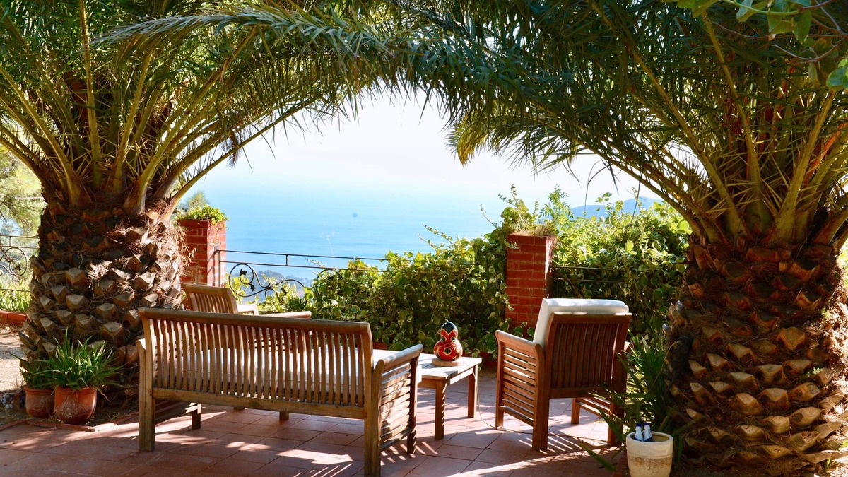 Mesudiye House | Villa Vino