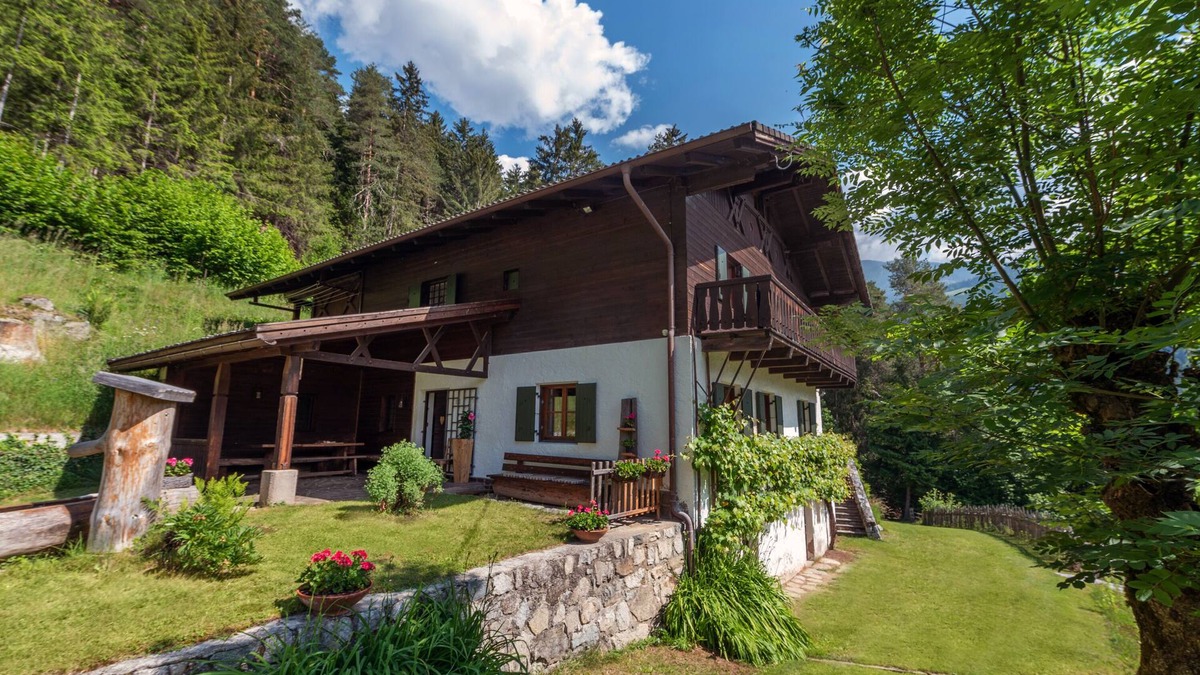 Vandoies House | Villa Vintila with whirlpool & sauna - in a quiet, idyllic location