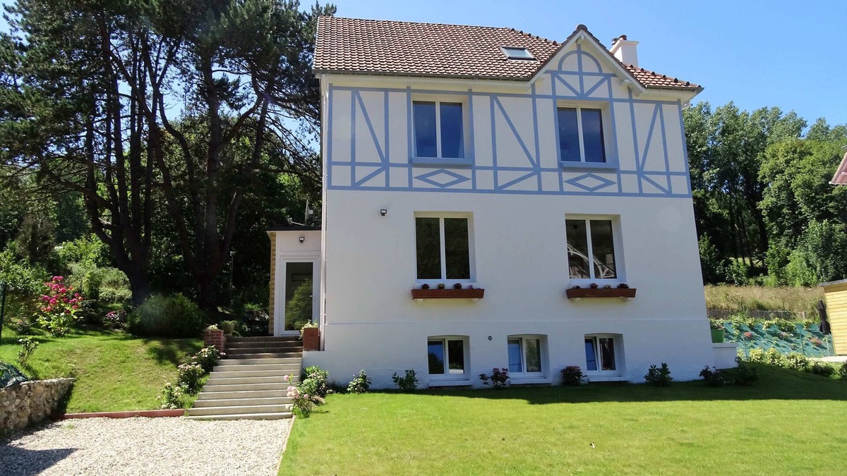 Saint-Pierre-en-Port Villa | Villa Violaine - Seaside resort 2 min from the beach