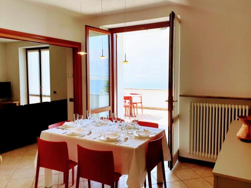 Bellano Apartment | Villa Vista Lago di Como by villavistalago Bellano