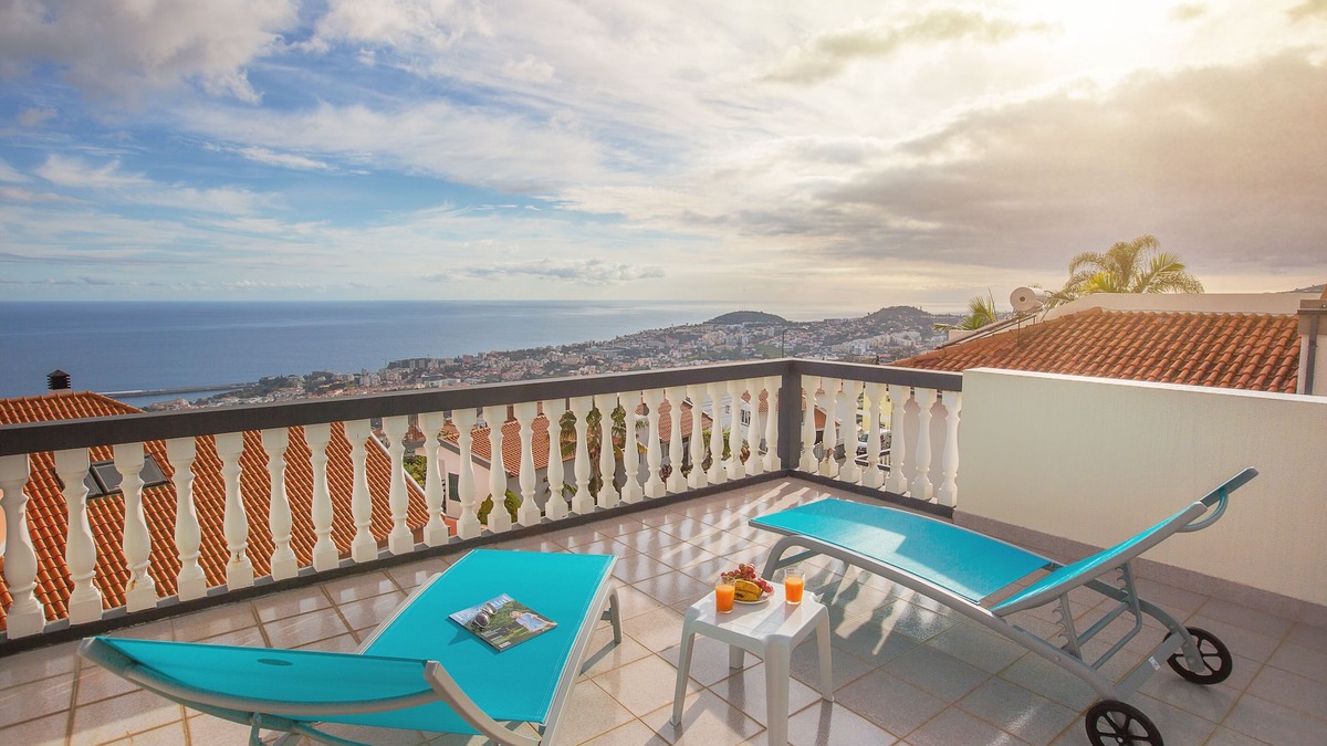 Monte House | Villa Vista Mar - Holiday Home