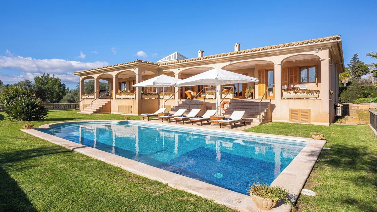 Sa Cabaneta Villa | Villa "Vista Mar y Tierra" with Sea View, Pool, Garden, A/C & Wi-Fi