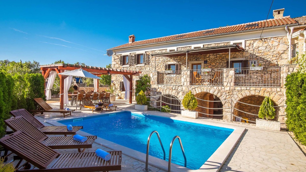 Polje Villa | Villa Vita Krk, old stone house with swimming pool