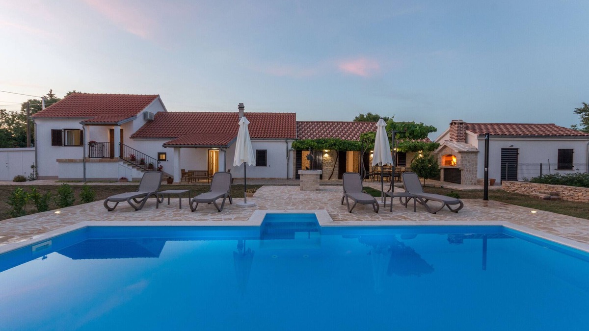 Promina Villa | Villa Vitis ZadarVillas