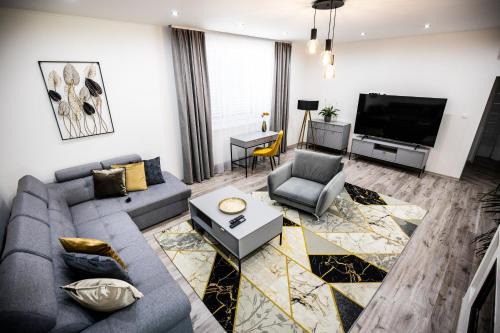 Sahy Villa | Villa Vivien