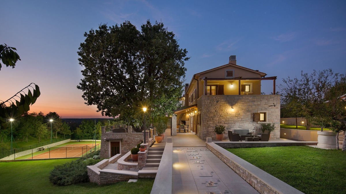 Kapelica Villa | Villa Vlastelini I near Labin with large garden for families