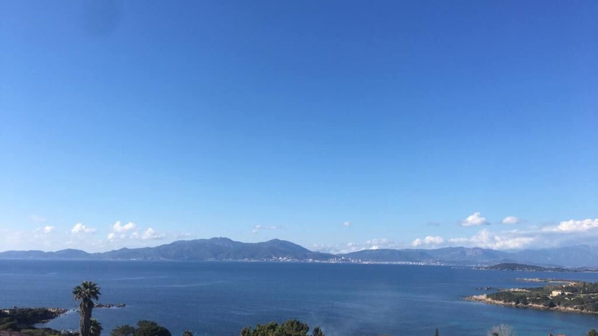 Portigliolo House | Villa vue 360 Baie Ajaccio & montagne et maquis 5 minutes à pied plage