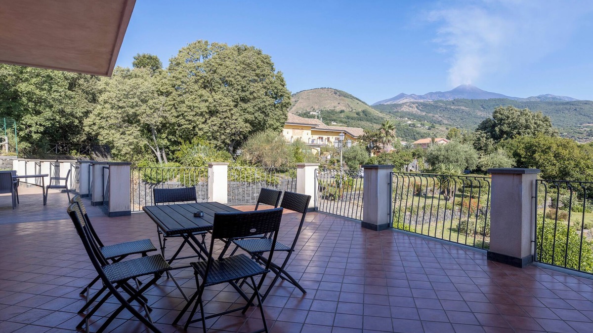 Zafferana Etnea Cabin | Villa Vulcano, tra l'Etna e il mare