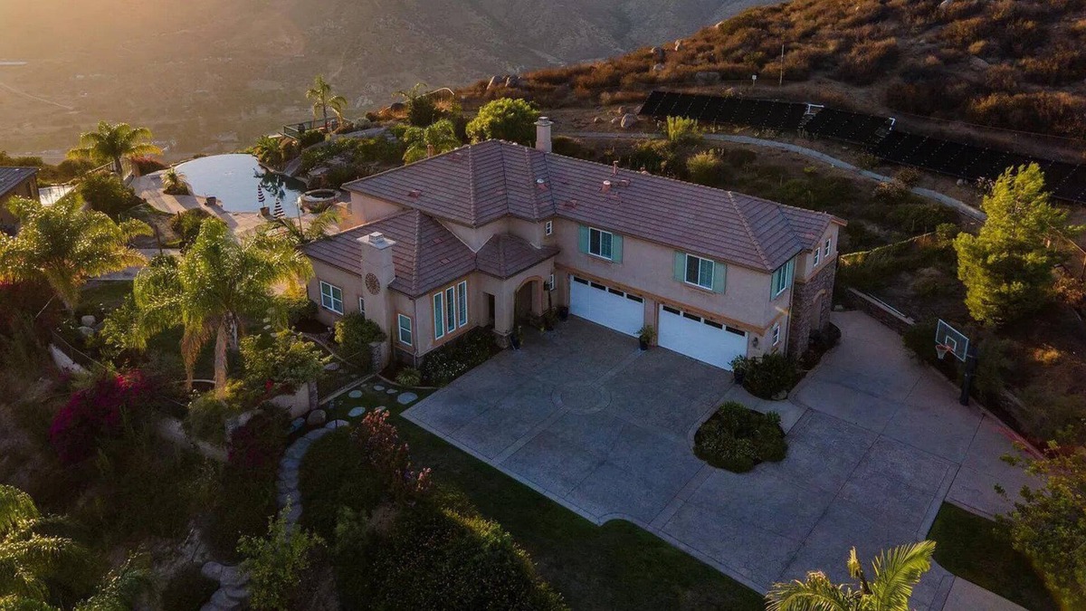 El Cajon Villa | Villa w/ Pool, Sunset Views, Vineyard, +More