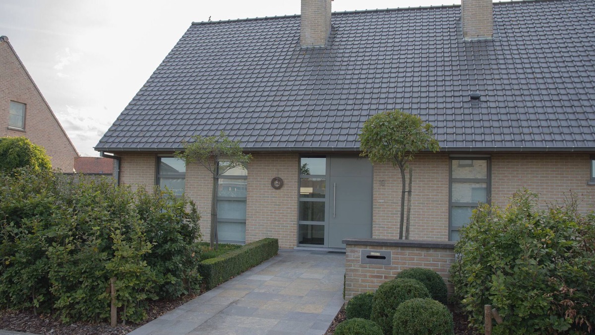 Poelkapelle Villa | "villa Westhoek", Spacious & Stylish 4 Bedroom Villa for 8 People Near Ypres