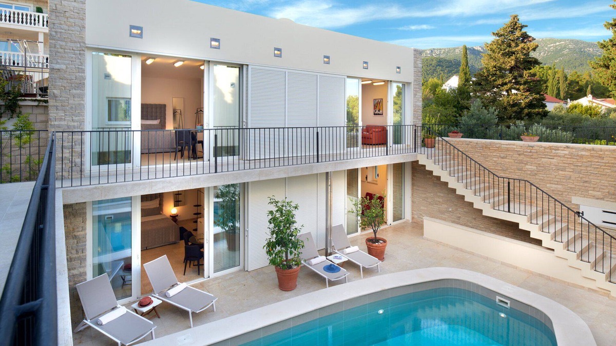 Bol Villa | Villa White Palace of Golden Cape with Pool