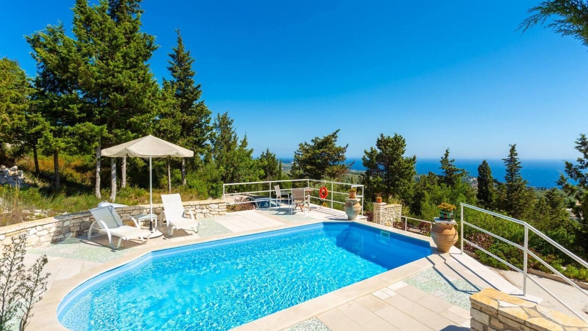 Ieromonachos Villa | Villa Windmill - One Bedroom Villa, Sleeps 2