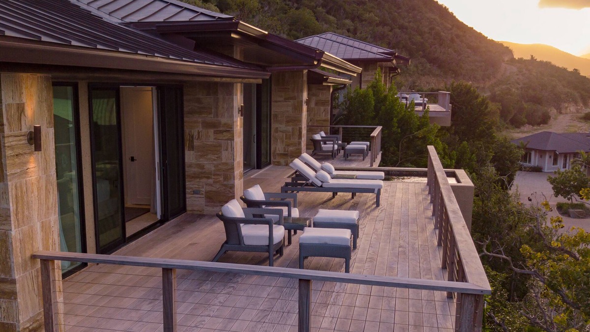 North Sound Villa | Villa Winedown