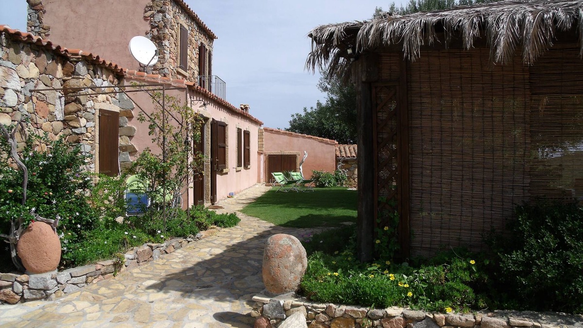Muravera Villa | Villa with 2 apartments and independent gardens 1800mt from the beach.