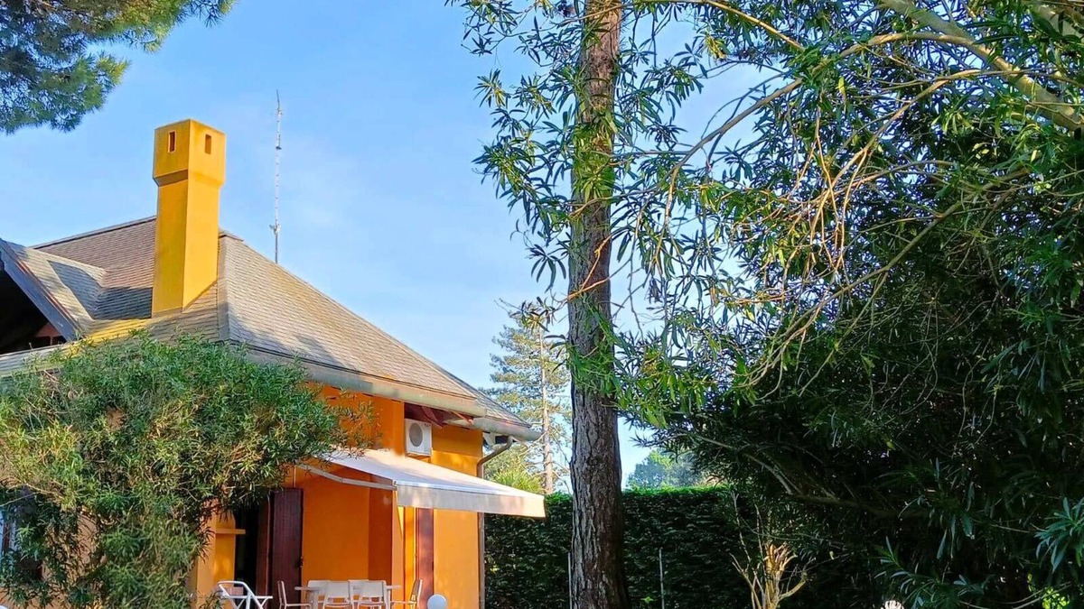 Isola Albarella Villa | Villa with 3 bedrooms, 8 beds & 2 bathrooms - ideal for families & groups
