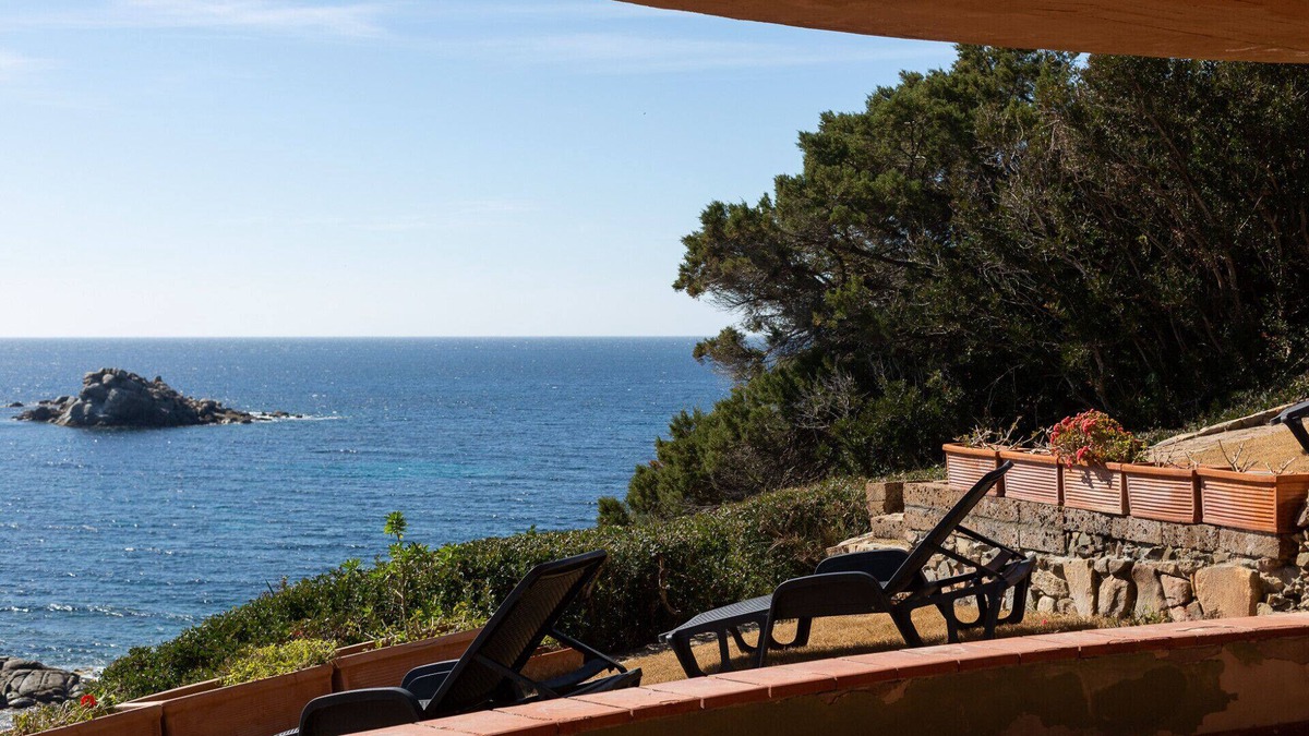 Villasimius Villa | VILLA WITH A VIEW AND AC