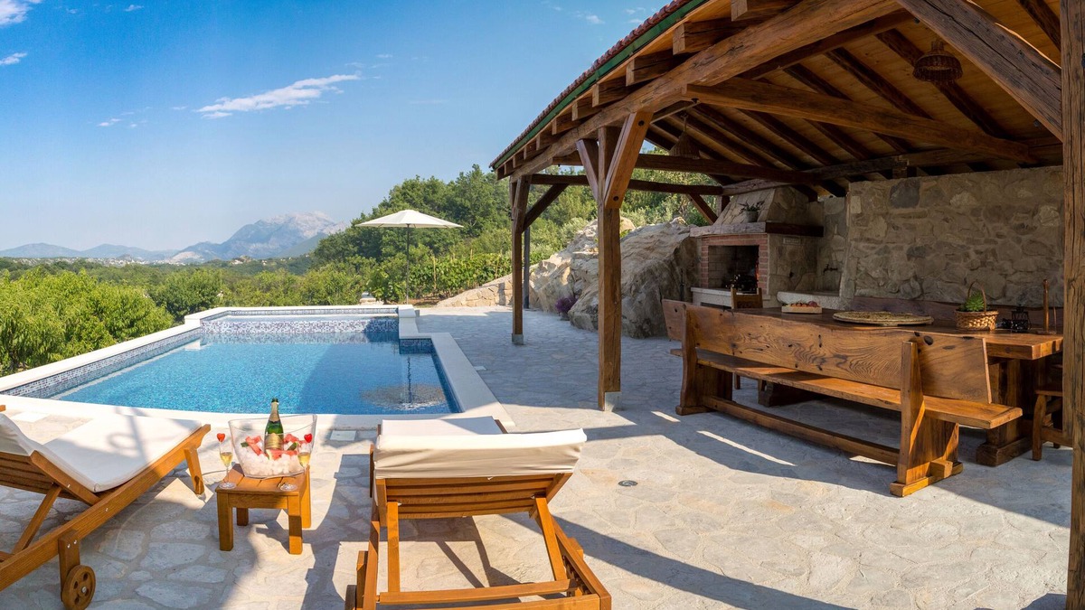 Zvecanje Villa | Villa with a view to nature, hydromassage heated pool, authentic stone property