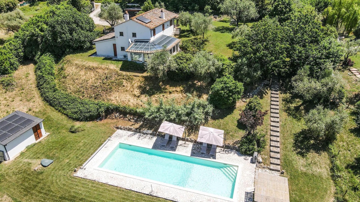 Amelia Villa | Villa with fenced garden, private pool, air conditioning near Orvieto and Rome.