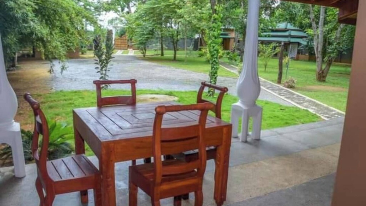 Thanamalvila Villa | Villa with Garden View 2