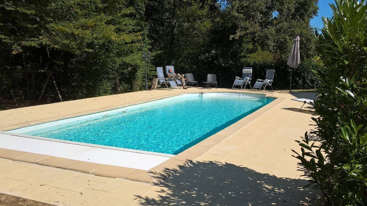 Vasles Villa | Villa with garden near beautiful golf course