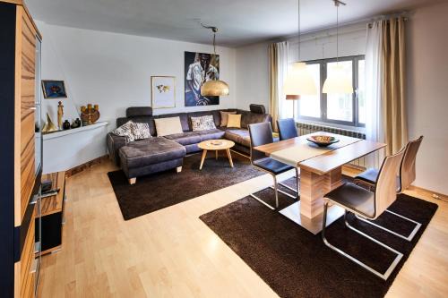 Vinaros House | Villa with great pool dog friendly