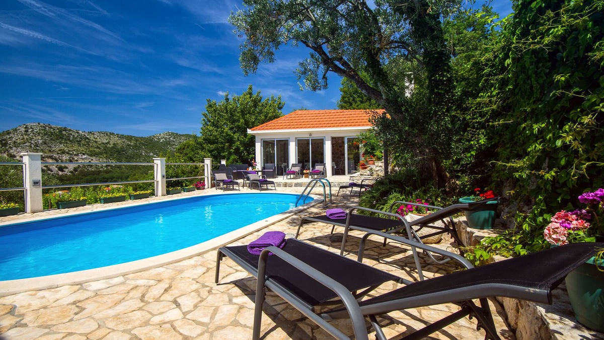 Gata Villa | Villa with heated pool,football/tennis playground,Gym with sauna
