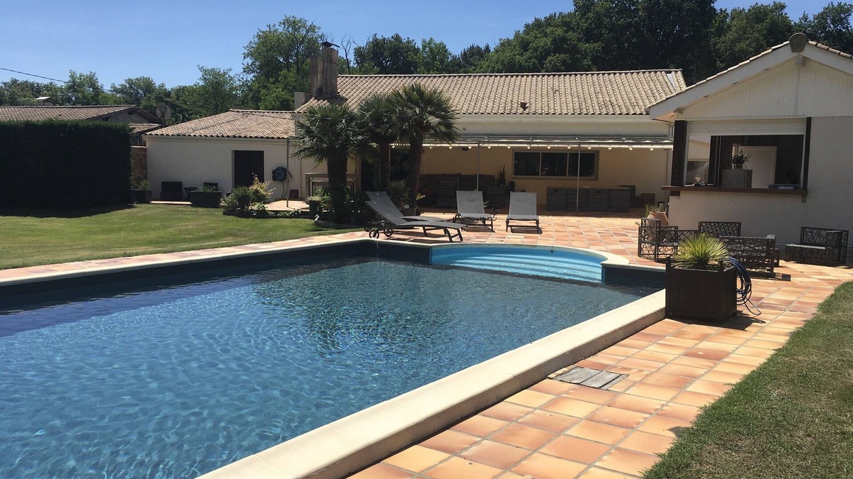 Vensac House | VILLA WITH HEATED POOL